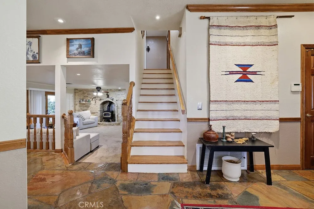 42060 Jenny Lane Lancaster, CA 93536