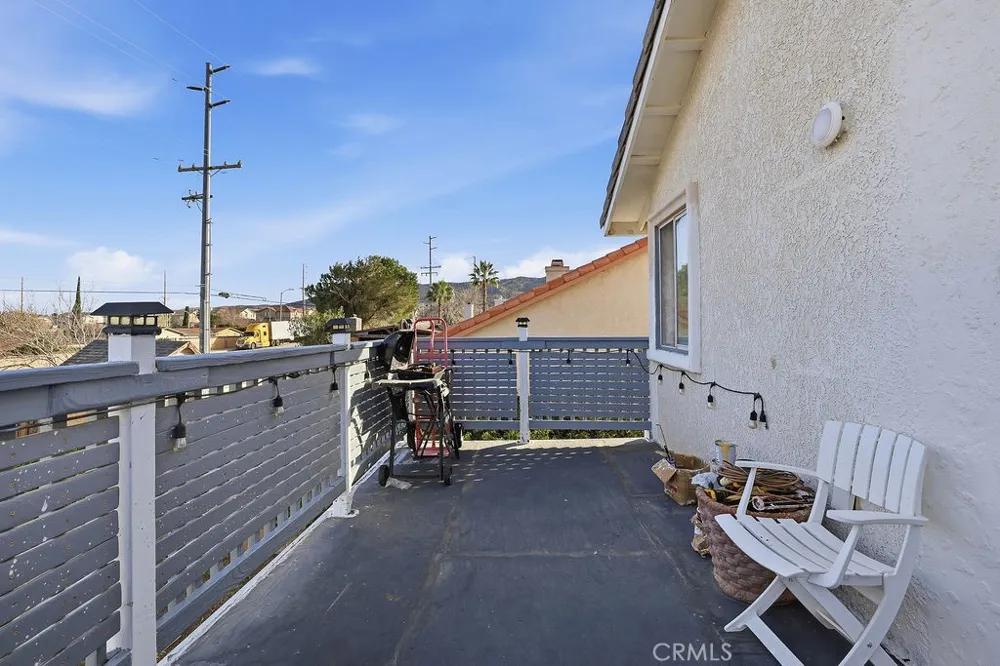 42060 Jenny Lane Lancaster, CA 93536