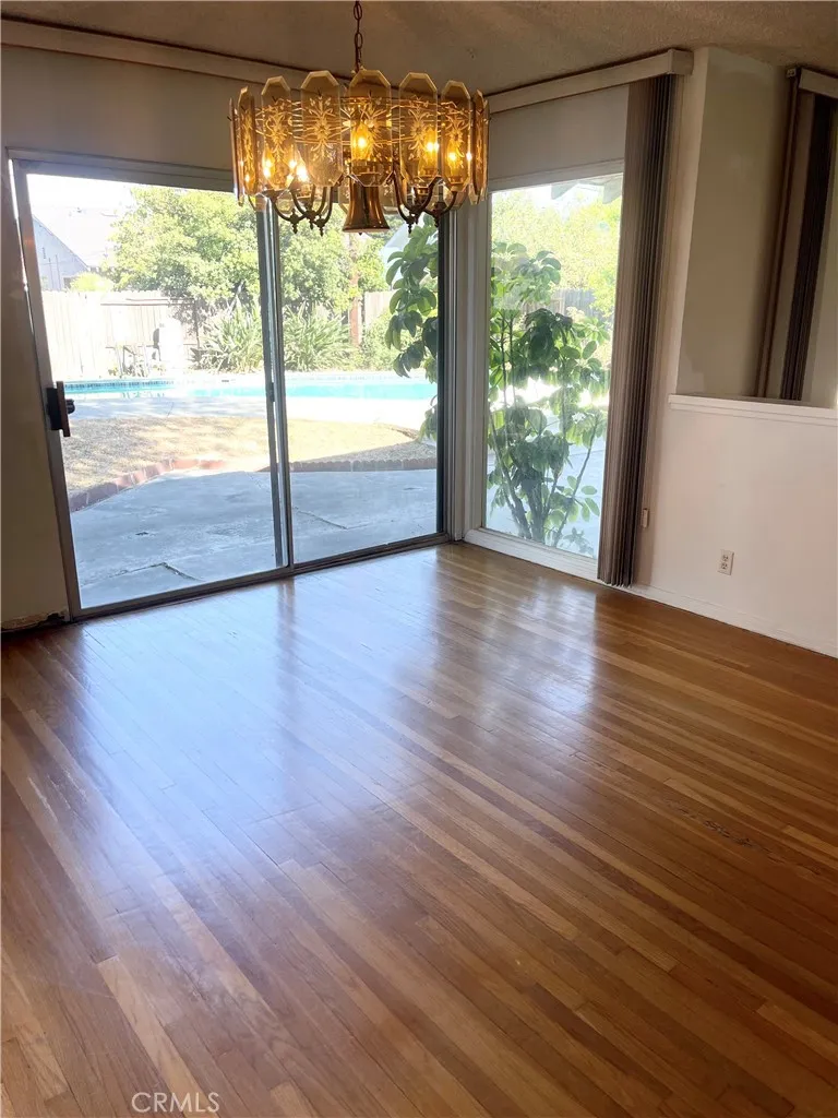 8403 Yolanda Avenue Northridge, CA 91324