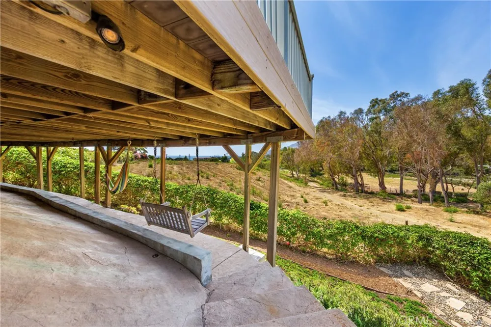 6403 Surfside Malibu, CA 90265
