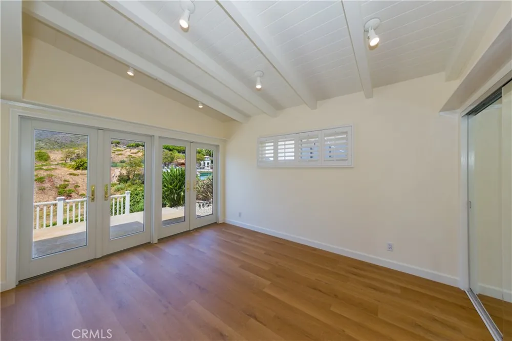 6403 Surfside Malibu, CA 90265