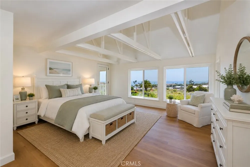 6403 Surfside Malibu, CA 90265