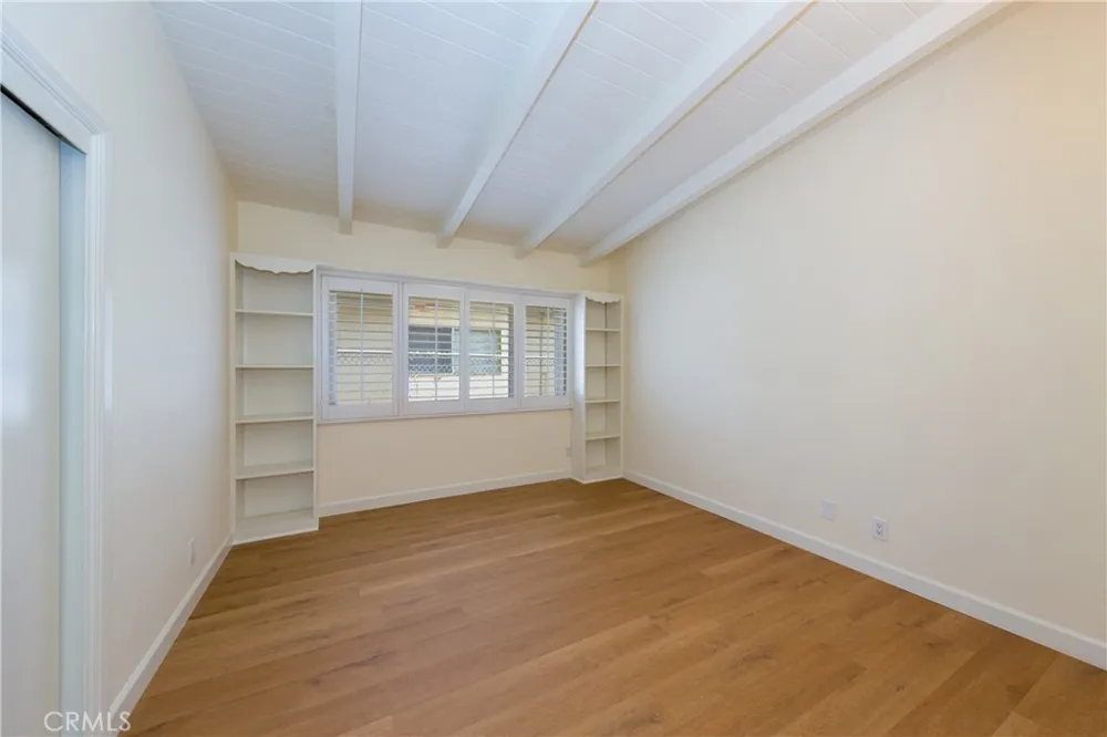 6403 Surfside Malibu, CA 90265