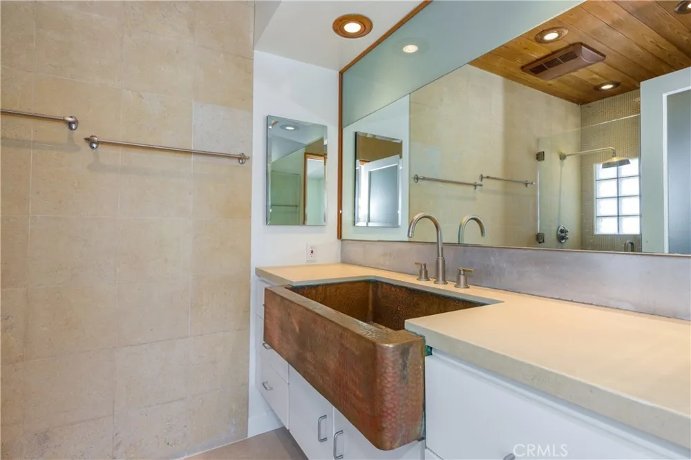 6403 Surfside Malibu, CA 90265