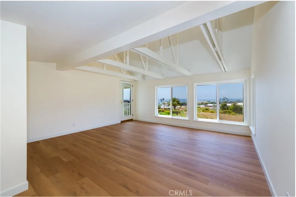6403 Surfside Malibu, CA 90265