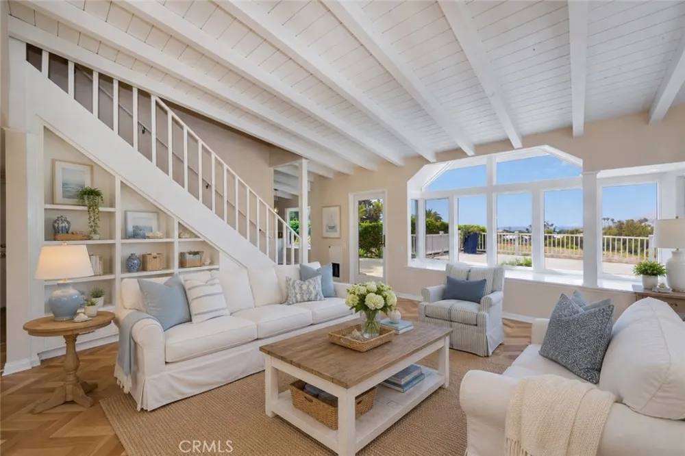 6403 Surfside Malibu, CA 90265