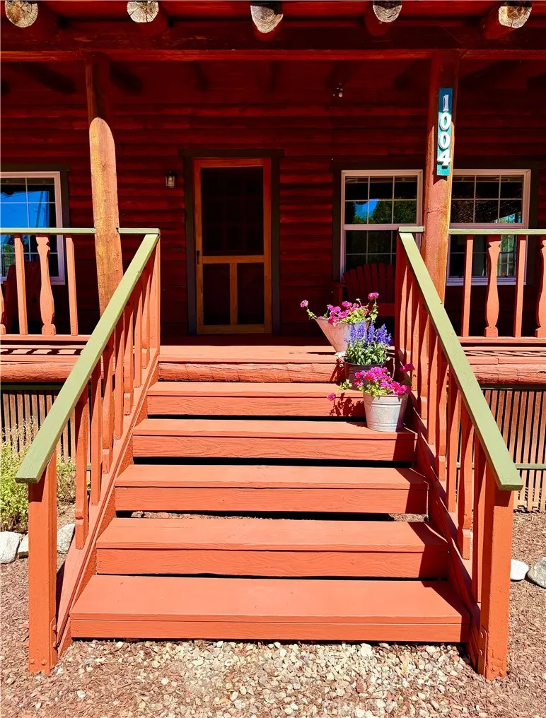 1004 Eagle Lane Frazier Park, CA 93225