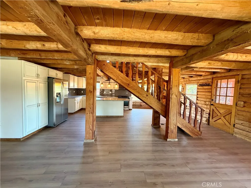 1004 Eagle Lane Frazier Park, CA 93225
