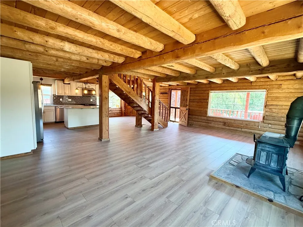 1004 Eagle Lane Frazier Park, CA 93225