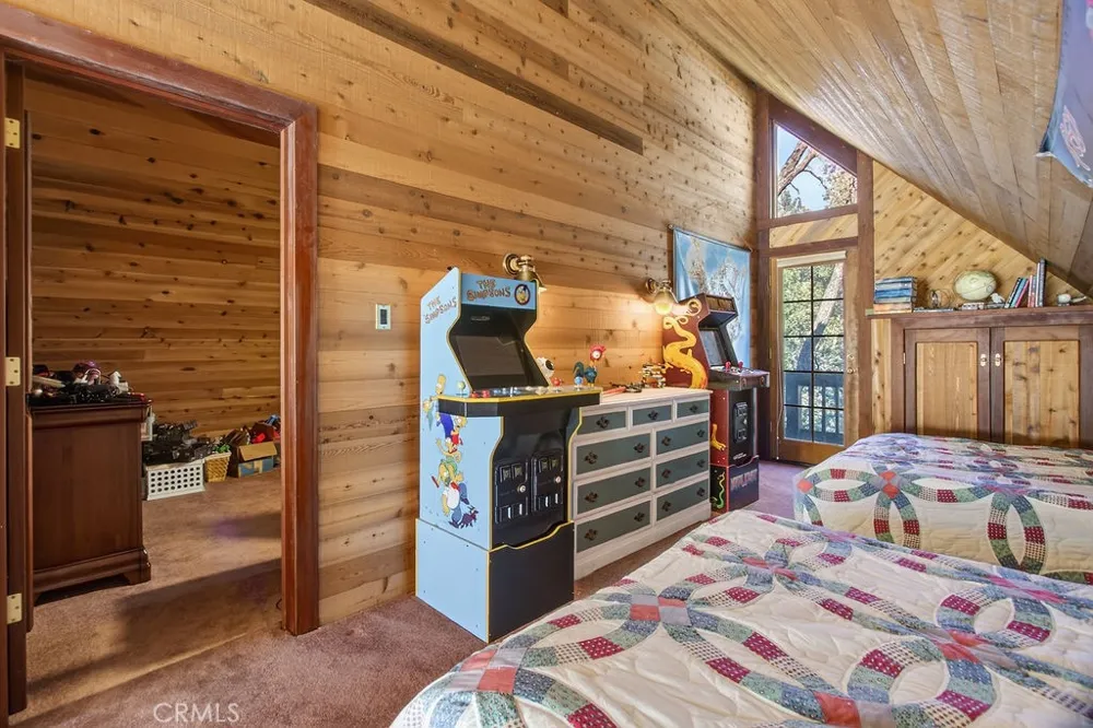 1921 Bernina Drive Pine Mountain Club, CA 93222