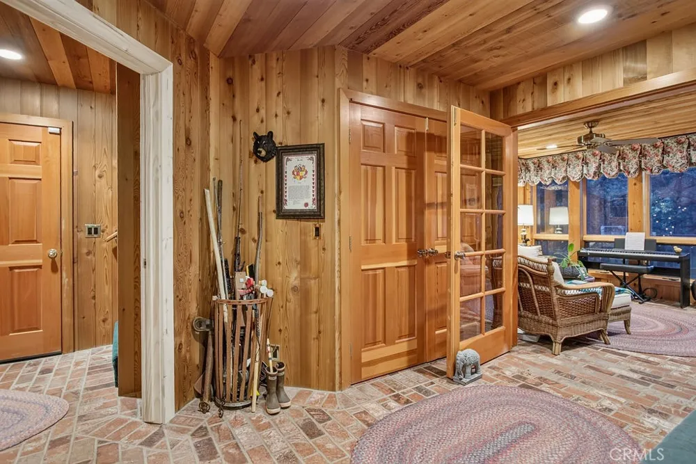 1921 Bernina Drive Pine Mountain Club, CA 93222