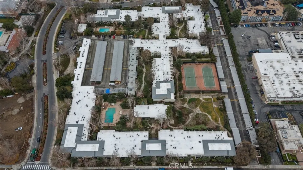 23515 Lyons Avenue #210 Valencia, CA 91355