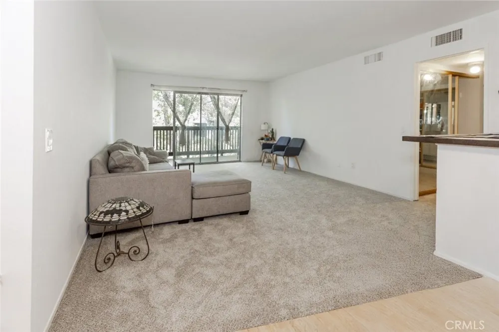 23515 Lyons Avenue #210 Valencia, CA 91355