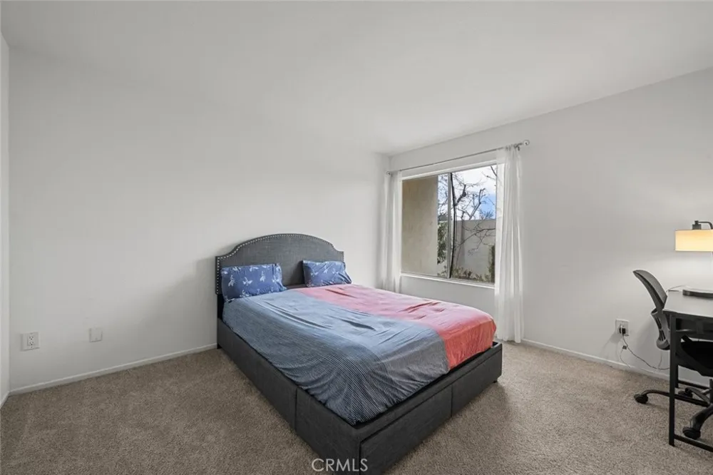 23515 Lyons Avenue #210 Valencia, CA 91355