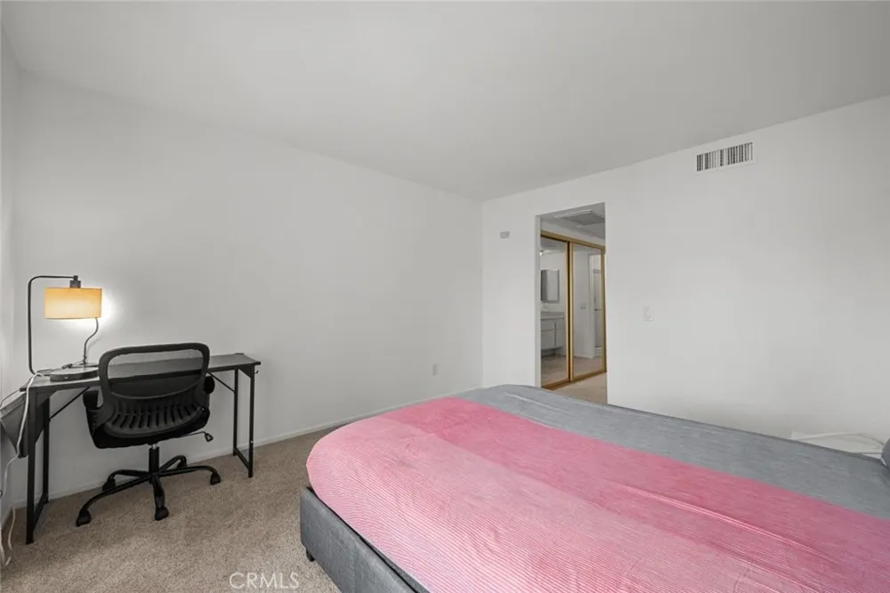 23515 Lyons Avenue #210 Valencia, CA 91355
