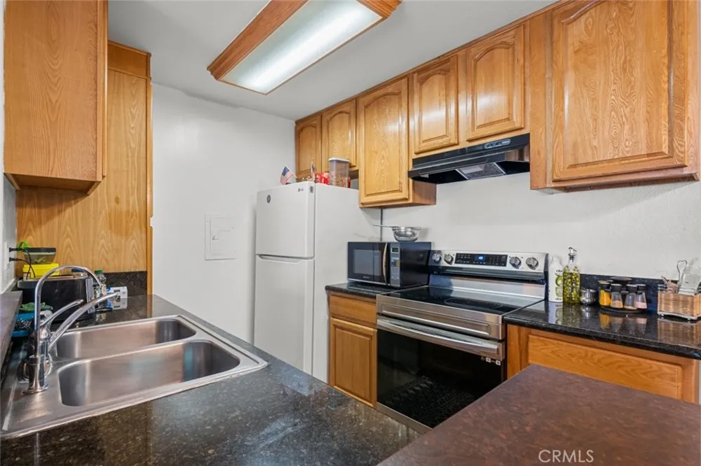 23515 Lyons Avenue #210 Valencia, CA 91355