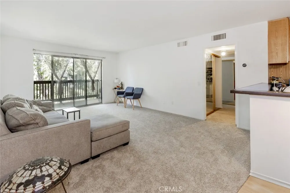 23515 Lyons Avenue #210 Valencia, CA 91355