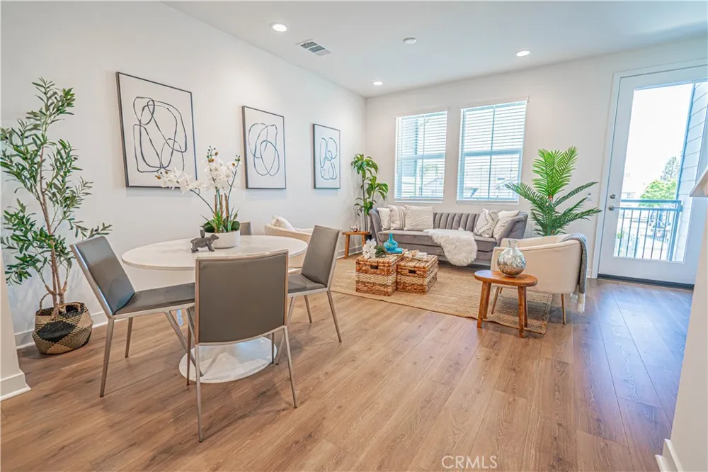 138 S Gardenia Avenue Compton, CA 90220
