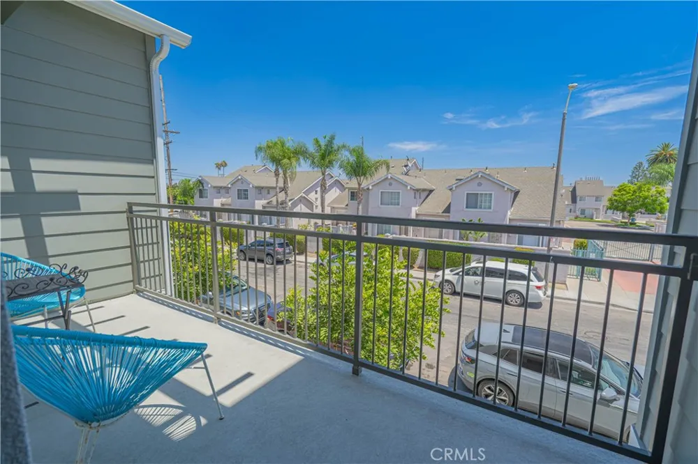 138 S Gardenia Avenue Compton, CA 90220