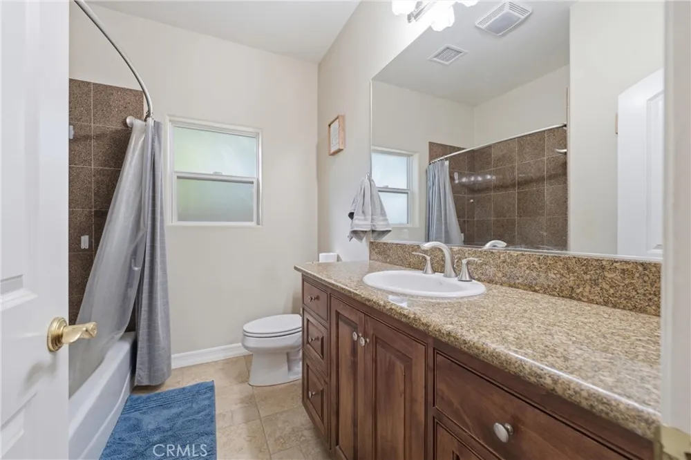 42165 Silver Puffs Lancaster, CA 93536