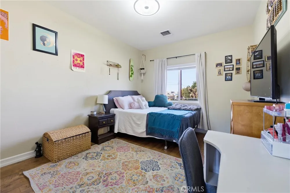42165 Silver Puffs Lancaster, CA 93536