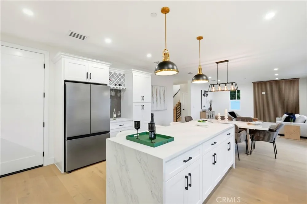 12917 El Dorado Ave Sylmar, CA 91342
