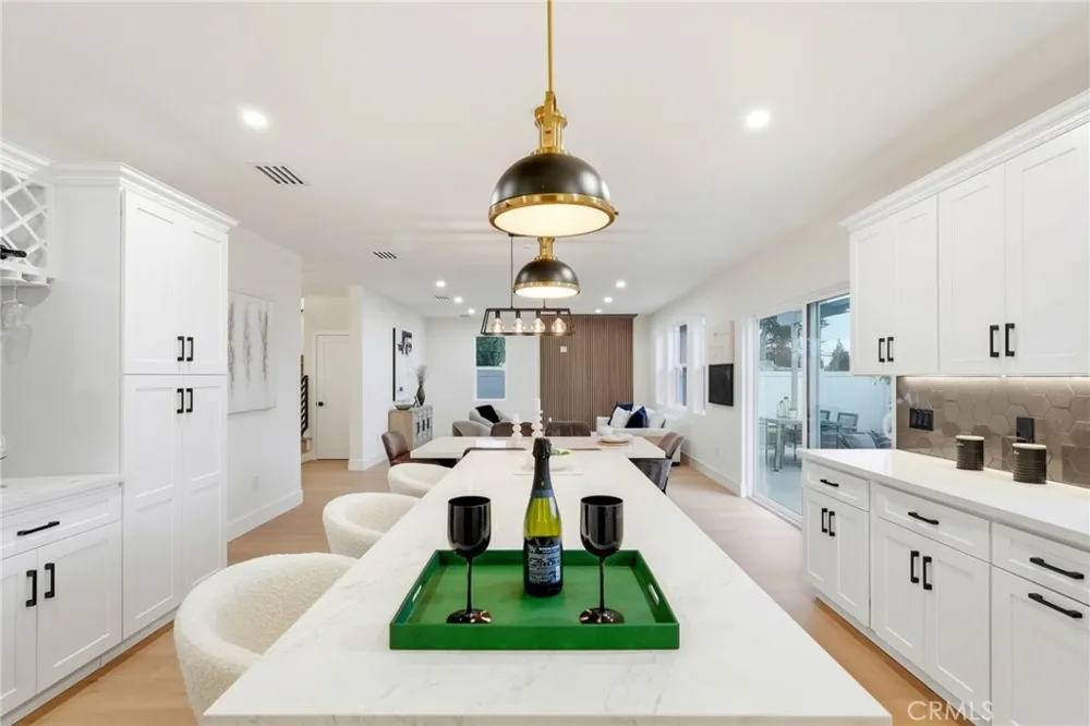 12917 El Dorado Ave Sylmar, CA 91342