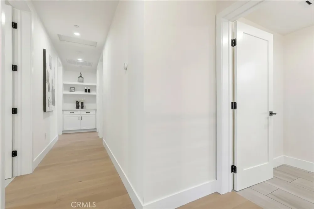 12917 El Dorado Ave Sylmar, CA 91342