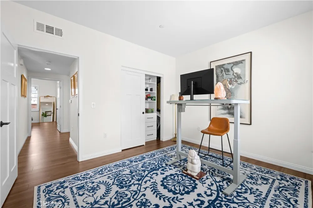 401 S Anaheim #3 Anaheim, CA 92805