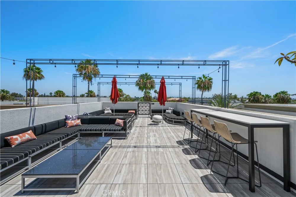 401 S Anaheim #3 Anaheim, CA 92805