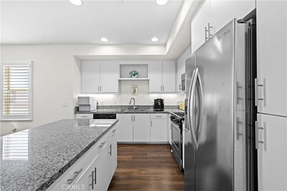 401 S Anaheim #3 Anaheim, CA 92805