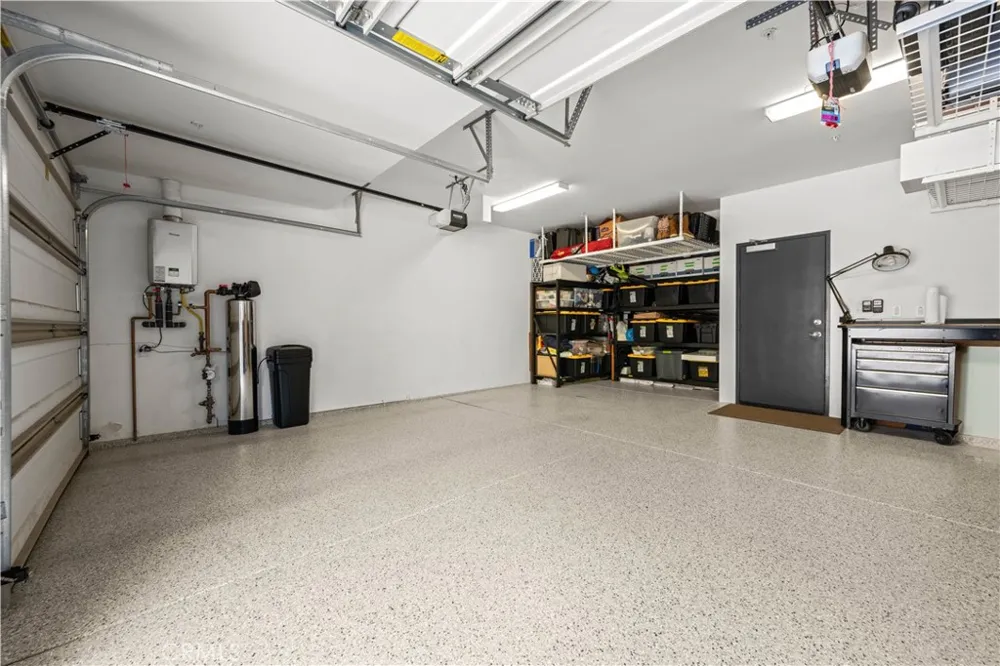 401 S Anaheim #3 Anaheim, CA 92805