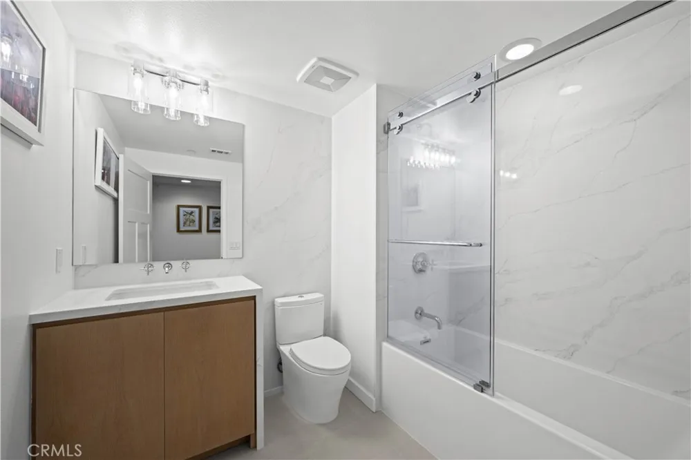 401 S Anaheim #3 Anaheim, CA 92805