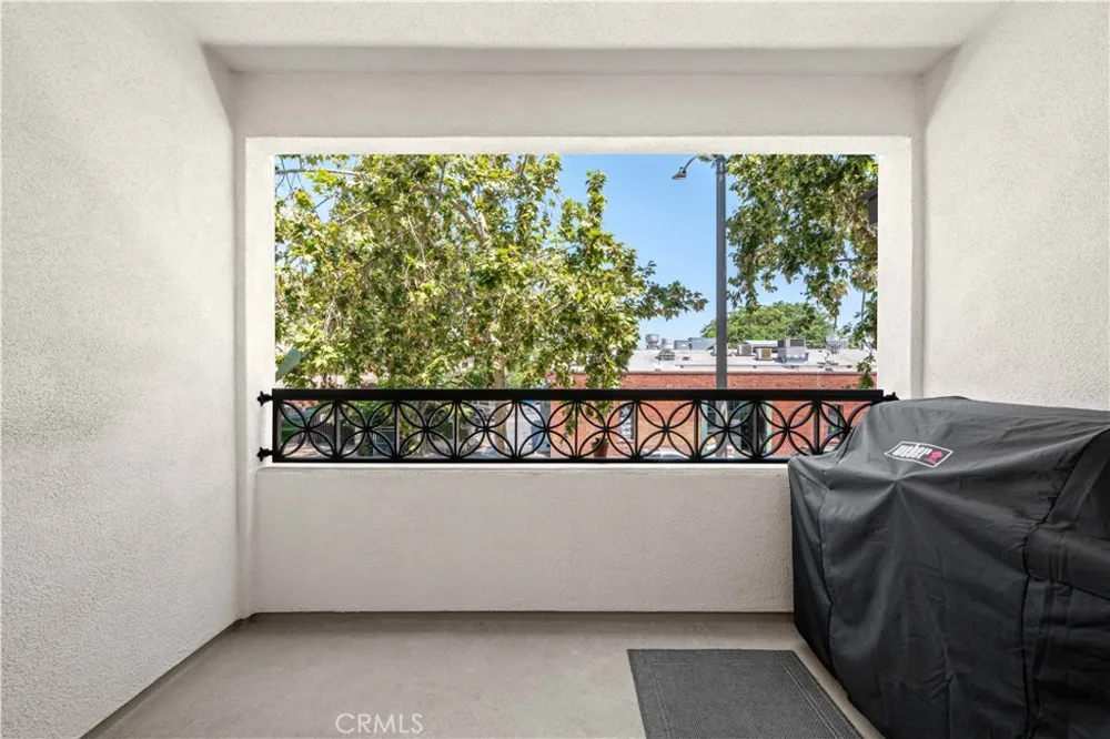 401 S Anaheim #3 Anaheim, CA 92805