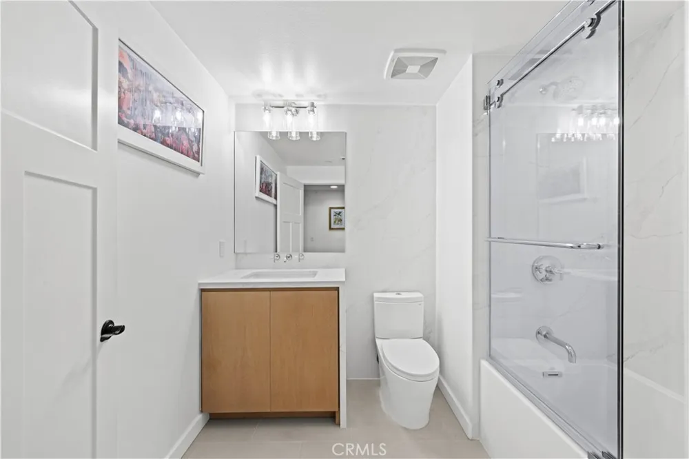 401 S Anaheim #3 Anaheim, CA 92805