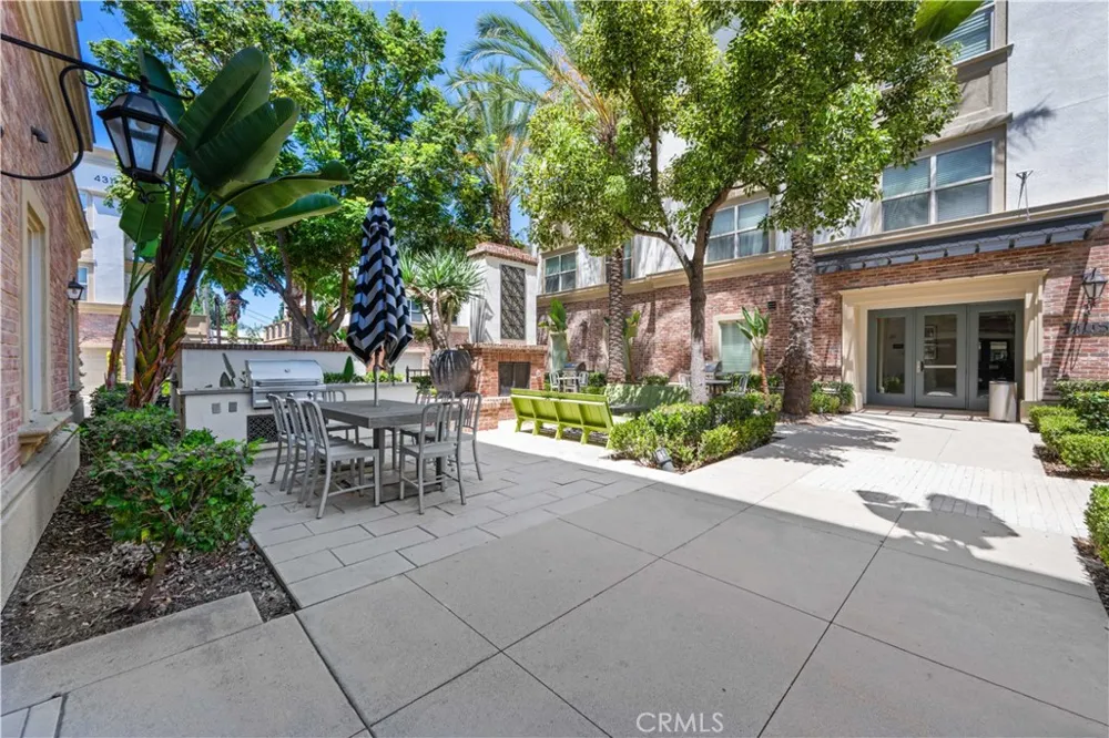 401 S Anaheim #3 Anaheim, CA 92805
