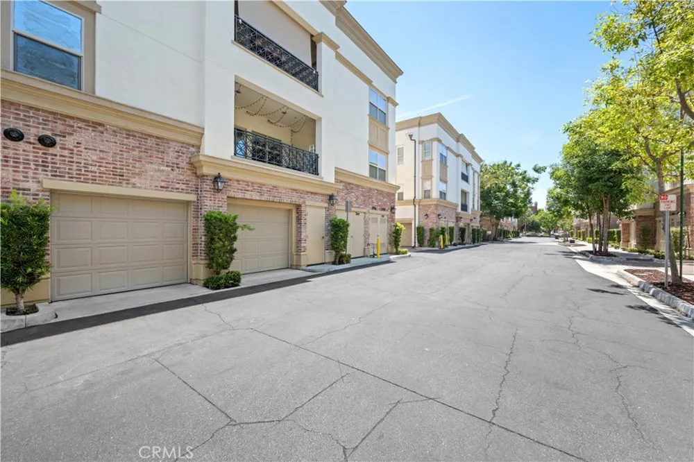 401 S Anaheim #3 Anaheim, CA 92805