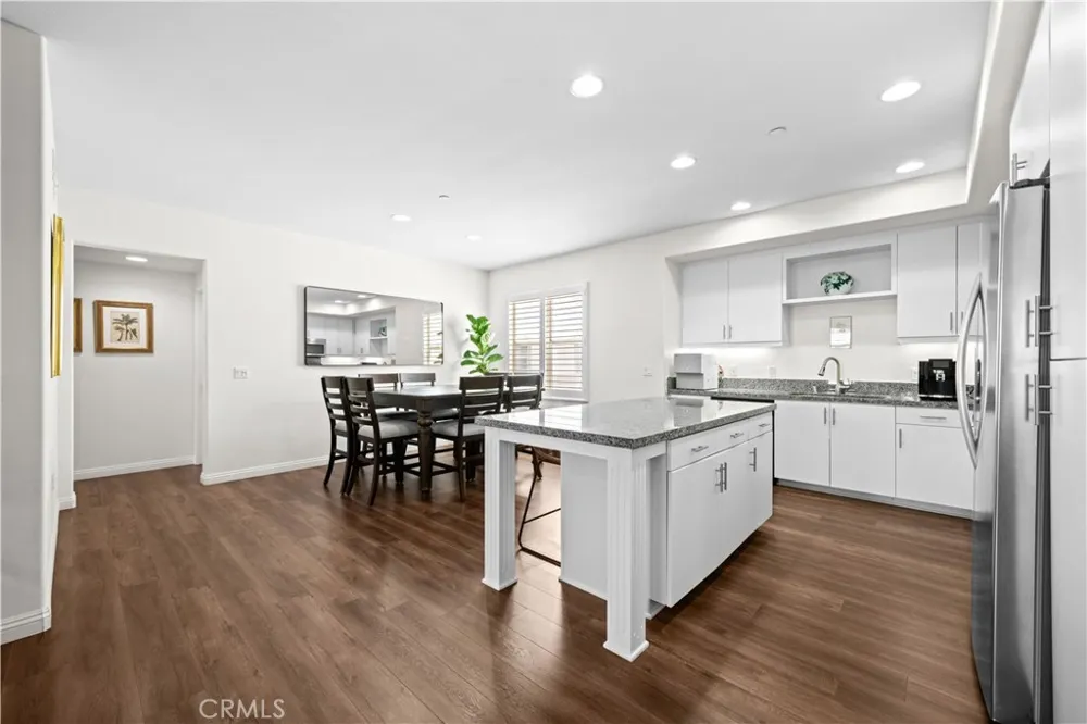401 S Anaheim #3 Anaheim, CA 92805