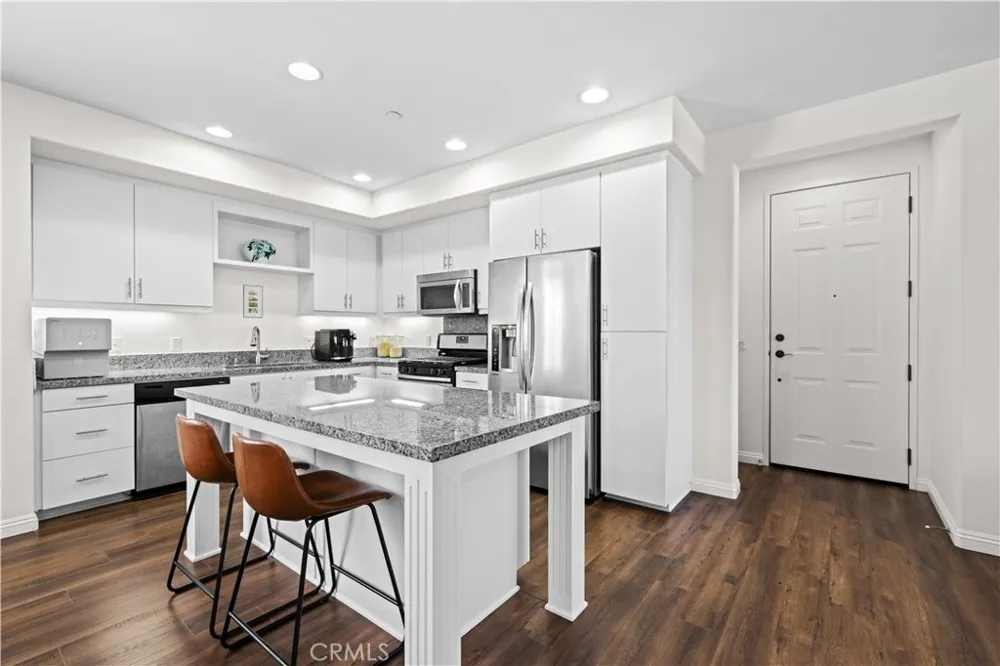 401 S Anaheim #3 Anaheim, CA 92805