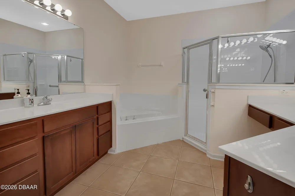 525 Heron Point Way Deland, FL 32724