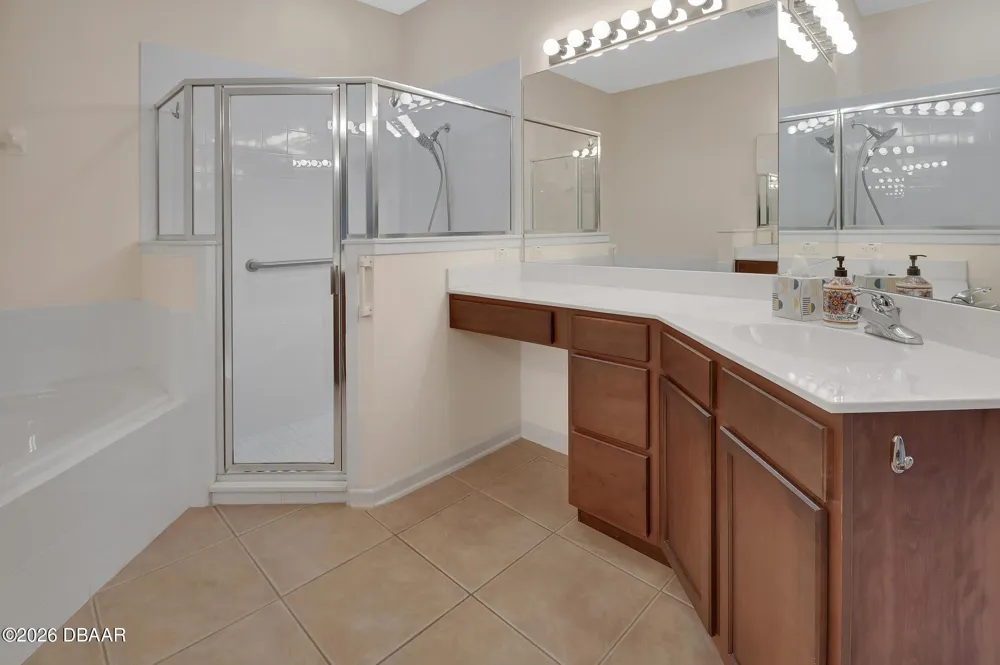 525 Heron Point Way Deland, FL 32724