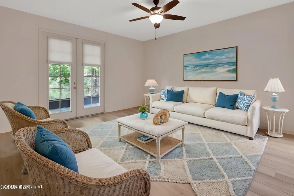 525 Heron Point Way Deland, FL 32724