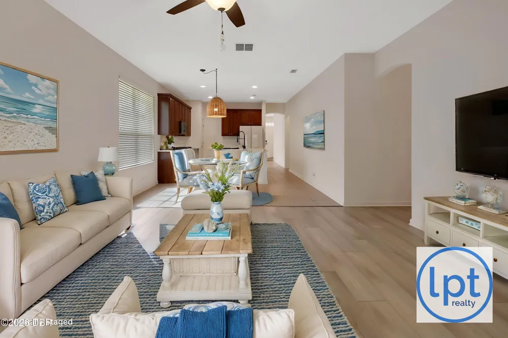525 Heron Point Way Deland, FL 32724
