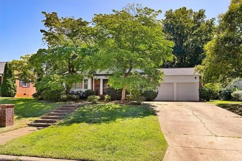 1106 McDowell Drive
