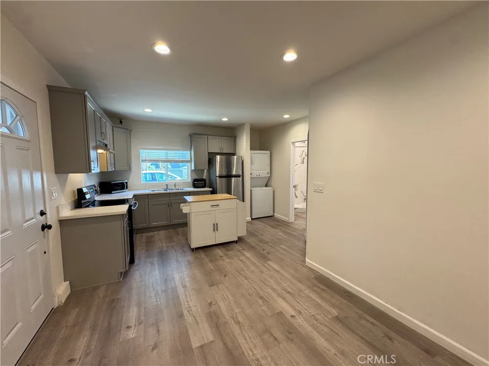 5059 Ludgate Drive Calabasas, CA 91301