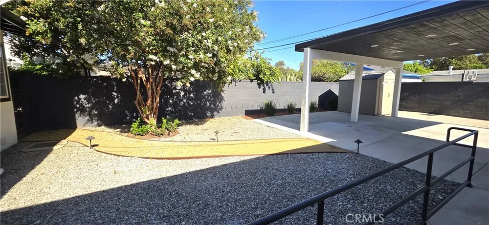 13821 Burton Street Panorama City, CA 91402