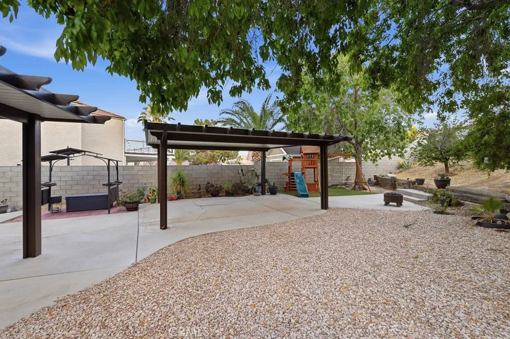 38833 Fruitridge Court Palmdale, CA 93551