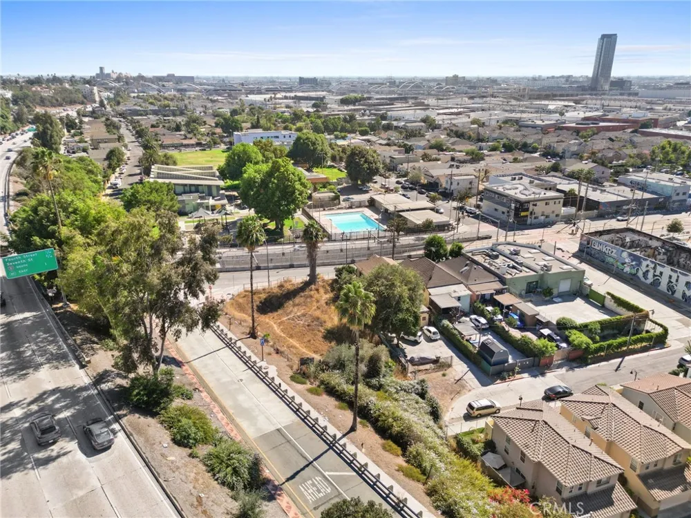 1623 E 1st Street Los Angeles, CA 90033