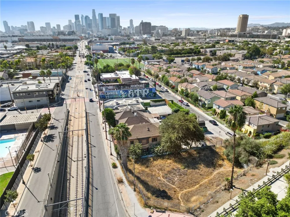 1623 E 1st Street Los Angeles, CA 90033