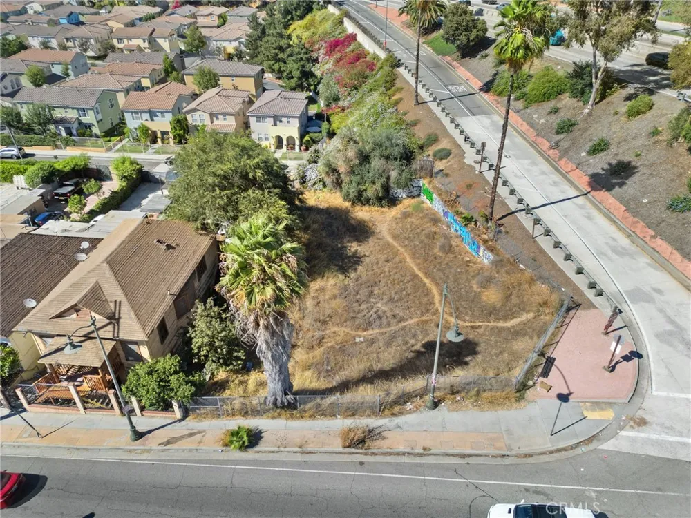 1623 E 1st Street Los Angeles, CA 90033